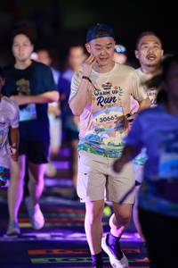 BIB: 
                            <button type="button" onclick="openModal(25218900)" class="btn btn-primary btn-sm float-right btn-popup" data-toggle="modal" data-target=".modal-high-quality">
                        <i class="fas fa-shopping-cart"></i> Add to Cart
                    </button>
                                            <button type="button" onclick="isThisMe(25218900, true)" class="btn btn-success btn-sm float-right btn-popup btn-isme hidden" data-toggle="tooltip" data-placement="bottom" title="นี่คือรูปของคุณใช่ไหม คลิกที่นี่เพื่อเอาเข้าอัลบั้ม">
                        <i class="fas fa-plus"></i> Add to album
                    </button>
                    <button type="button" onclick="isThisMe(25218900, false)" class="btn btn-warning btn-sm float-right btn-popup btn-isnotme hidden">
                        <i class="fas fa-ban"></i> Remove from album
                    </button>